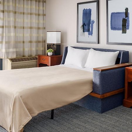Courtyard By Marriott Sacramento Folsom Hotel Екстериор снимка
