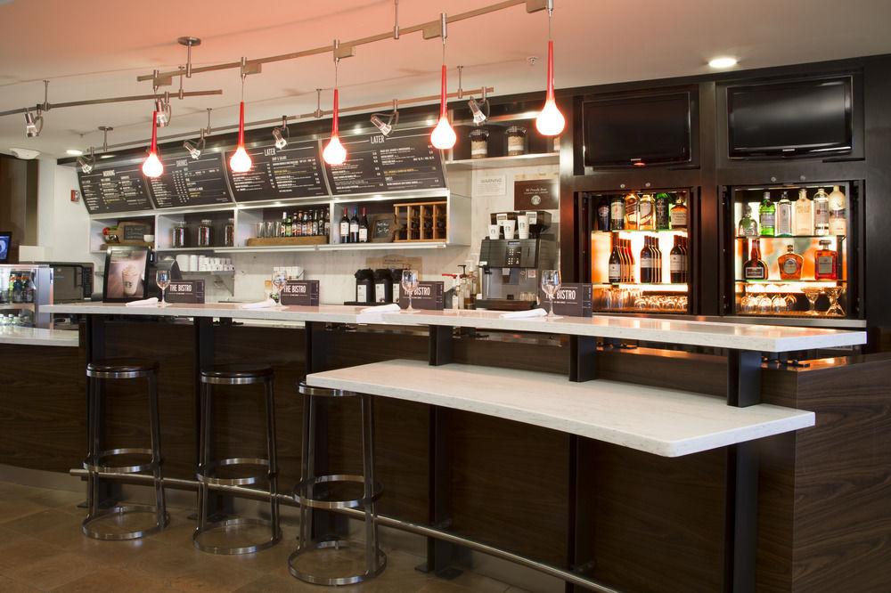 Courtyard By Marriott Sacramento Folsom Hotel Екстериор снимка