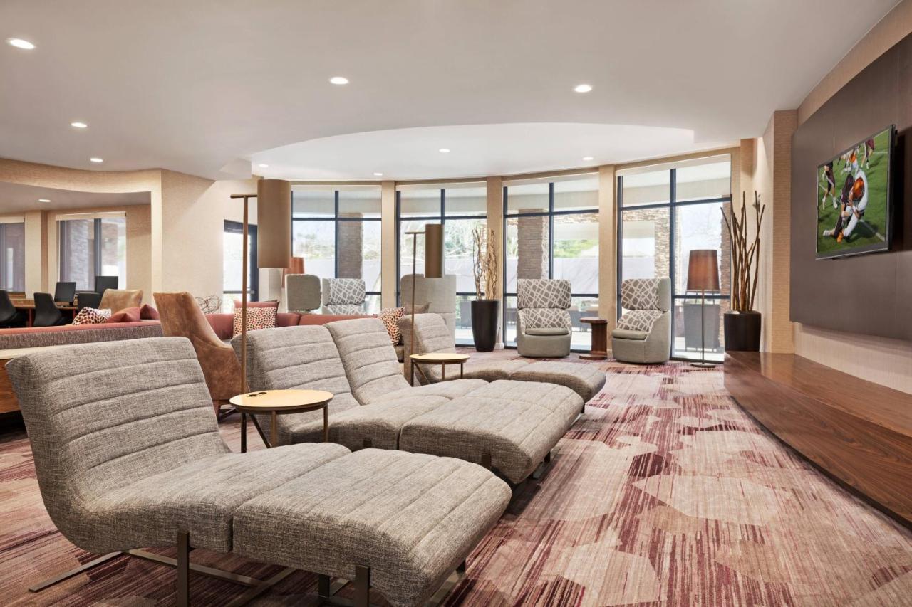 Courtyard By Marriott Sacramento Folsom Hotel Екстериор снимка